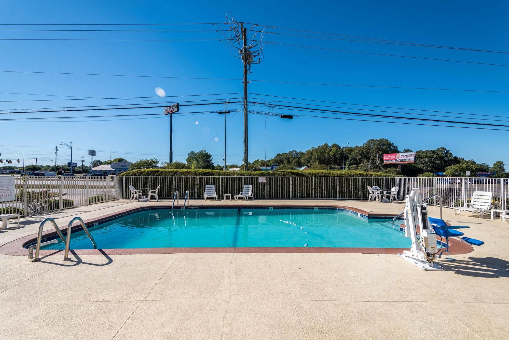 Rodeway Inn Montgomery Luaran gambar