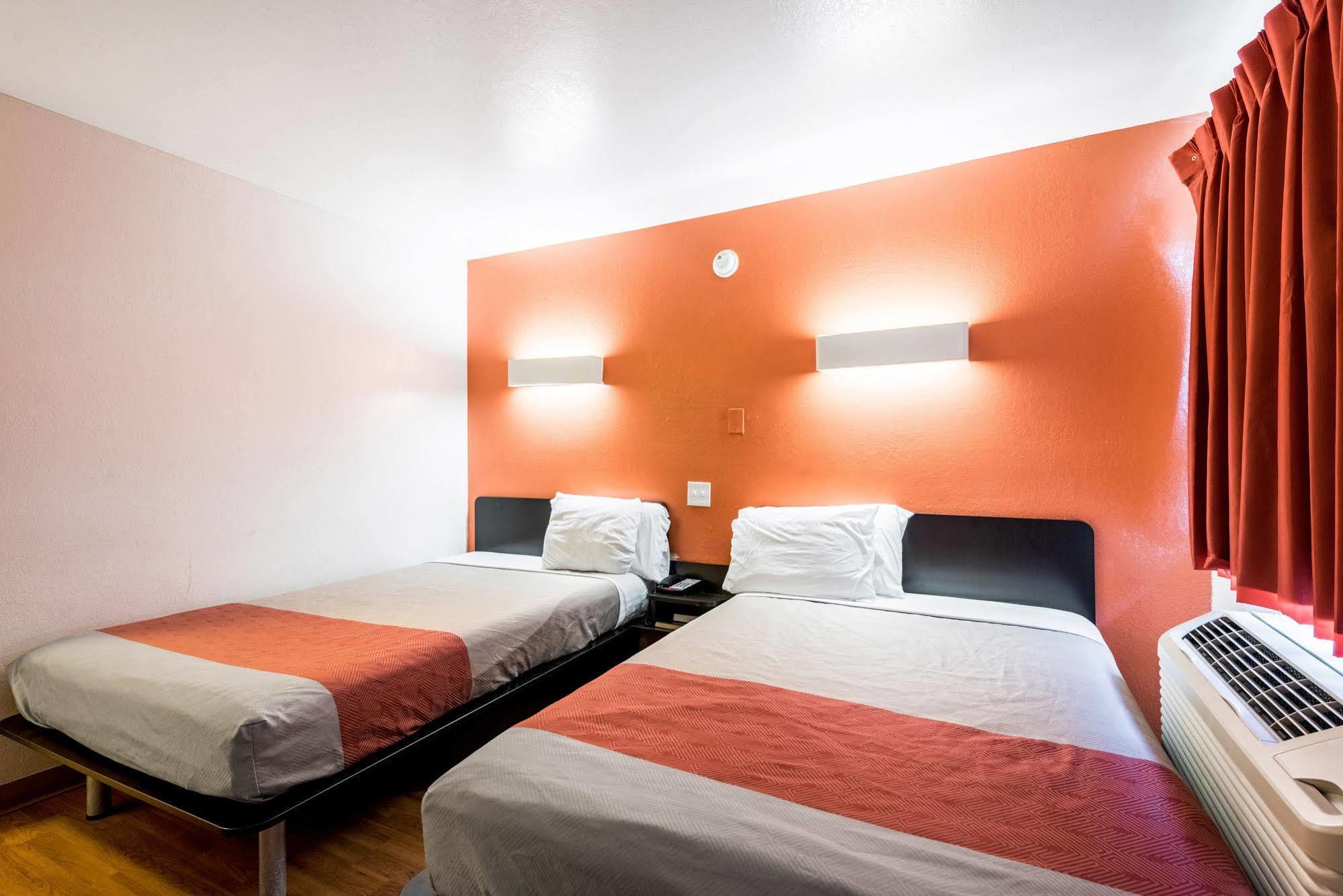 Rodeway Inn Montgomery Luaran gambar