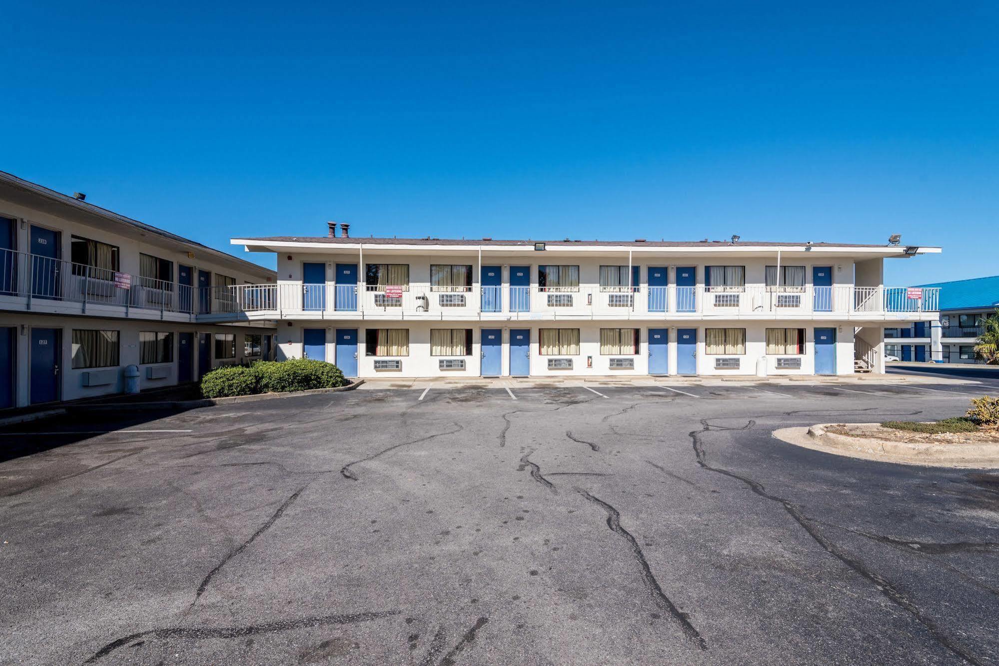 Rodeway Inn Montgomery Luaran gambar